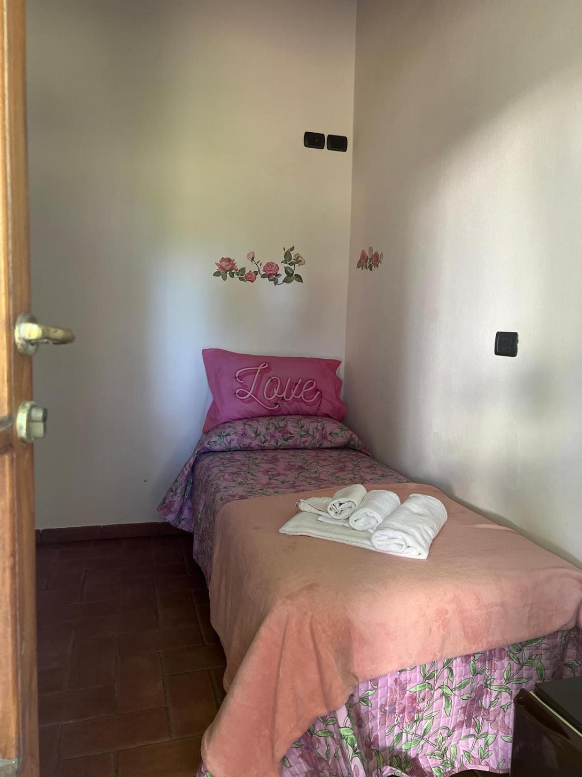 Agriturismo La Castellina Saturnia Eksteriør billede